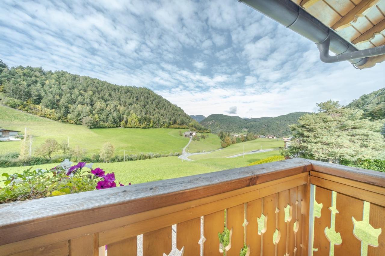 Garni Hotel Melissa Castelrotto Bagian luar foto