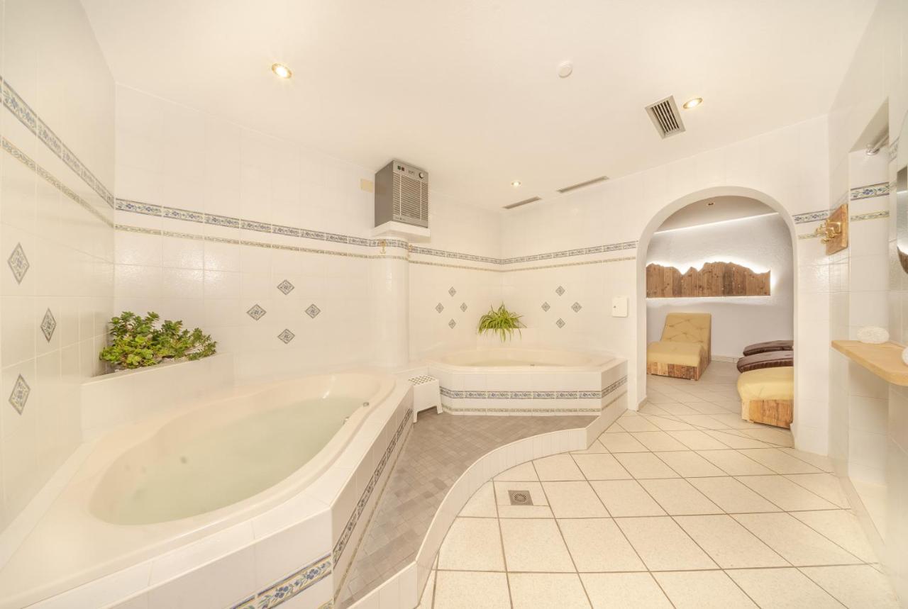 Garni Hotel Melissa Castelrotto Bagian luar foto